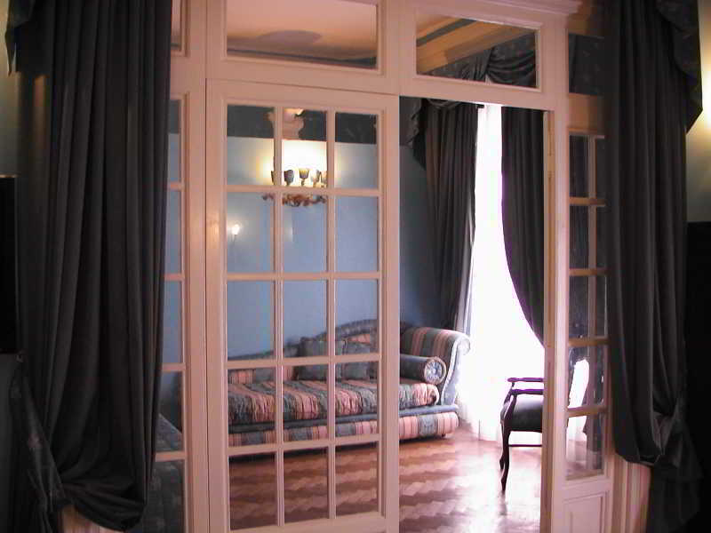 רומא Episcopo Lipinsky Luxury Suites מראה חיצוני תמונה